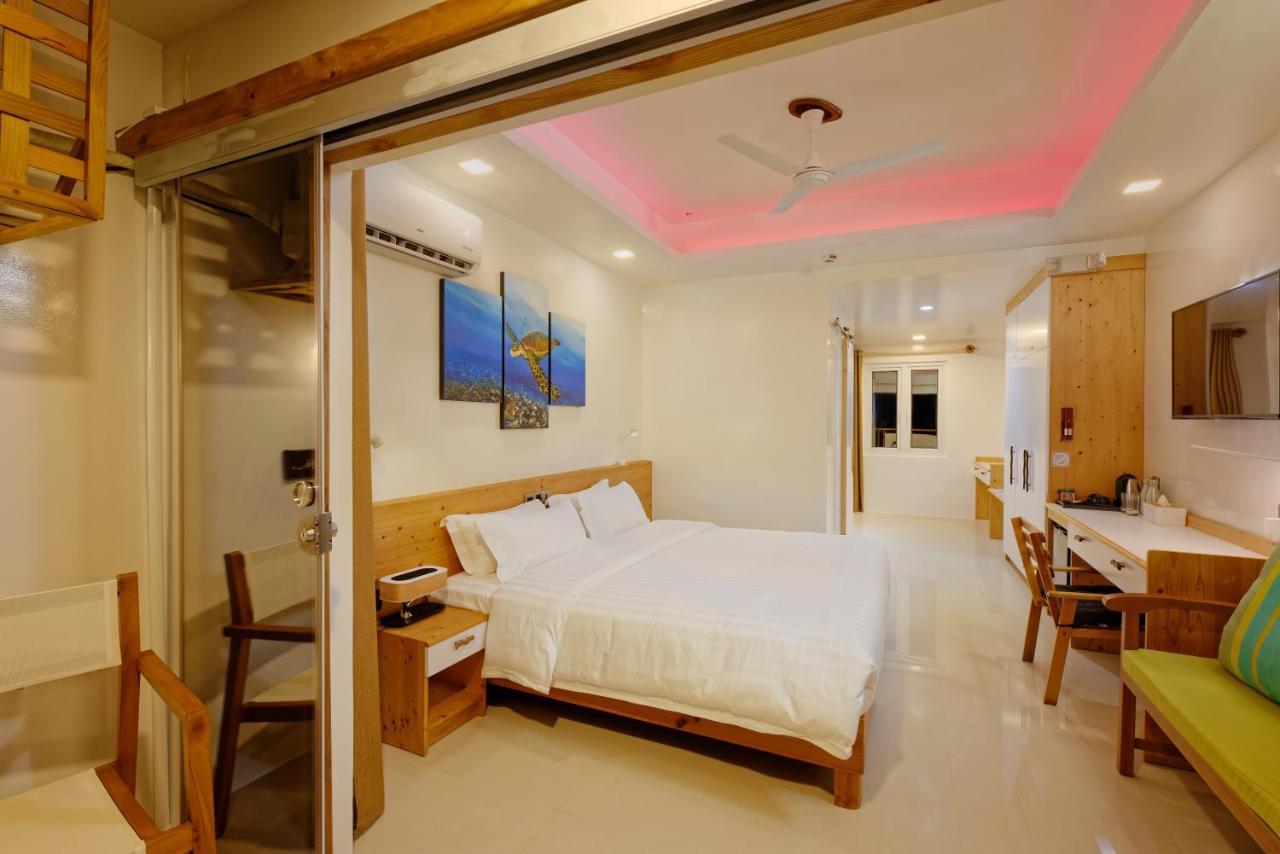 Luau Beach Inn, Maldives Fulidu Exteriör bild