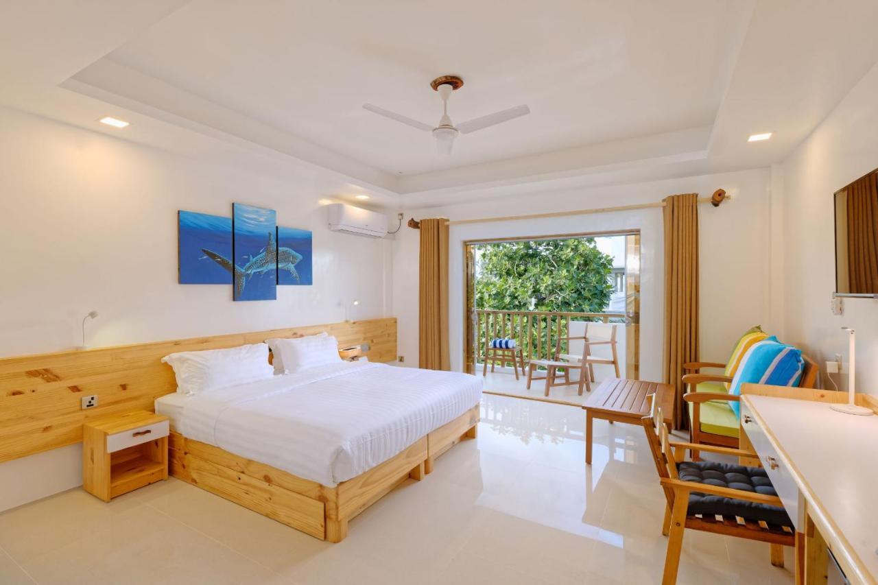 Luau Beach Inn, Maldives Fulidu Exteriör bild